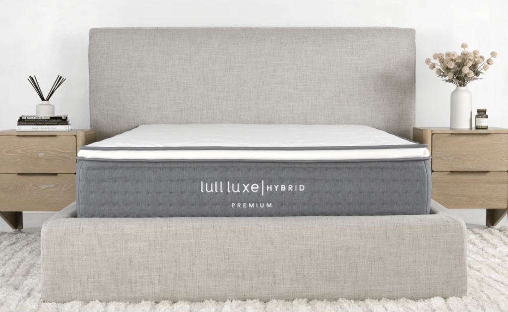 Lull Premium Luxe Hybrid vs Helix Midnight